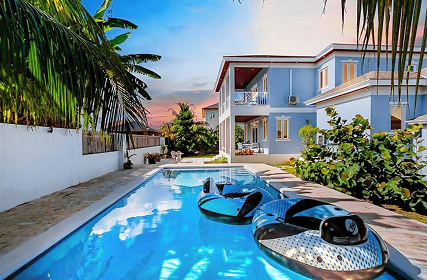 Blu Diamond Luxury Estate